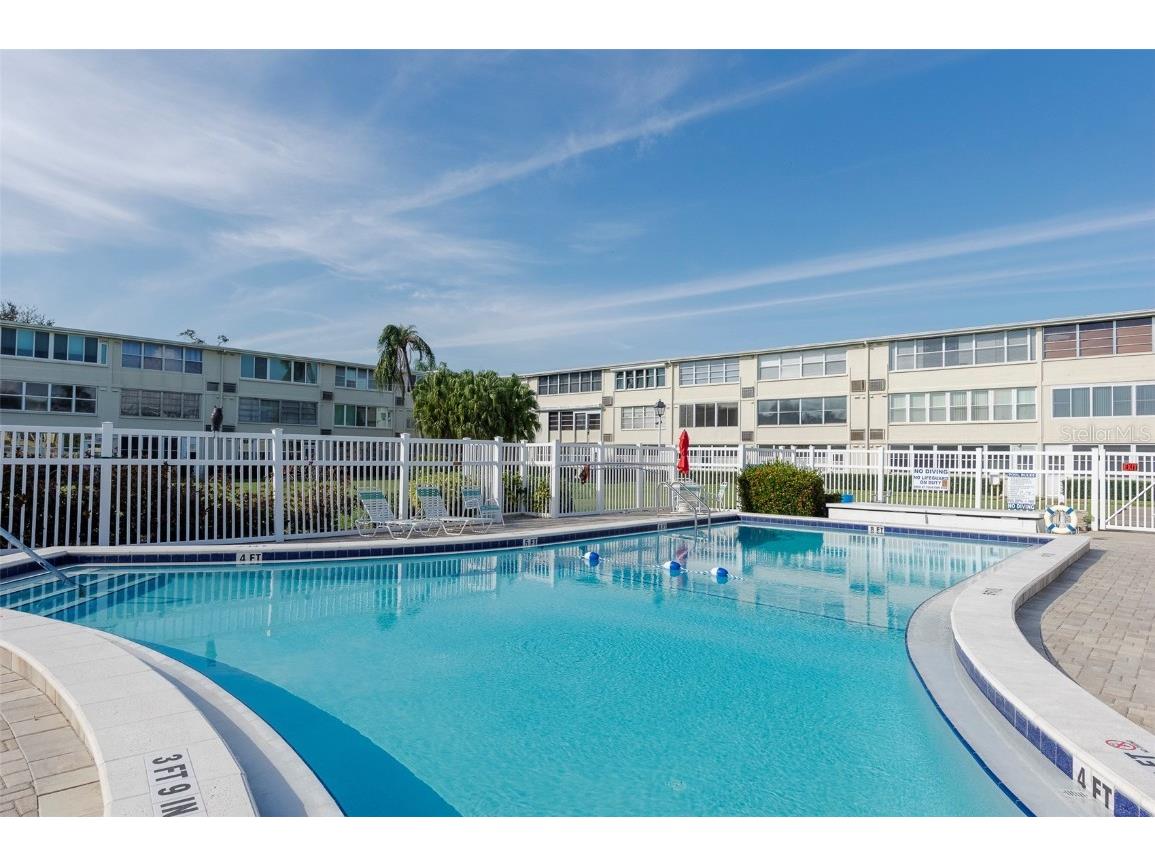 8101 11th Street N #319 Saint Petersburg FL 33702 TB8451726 image26