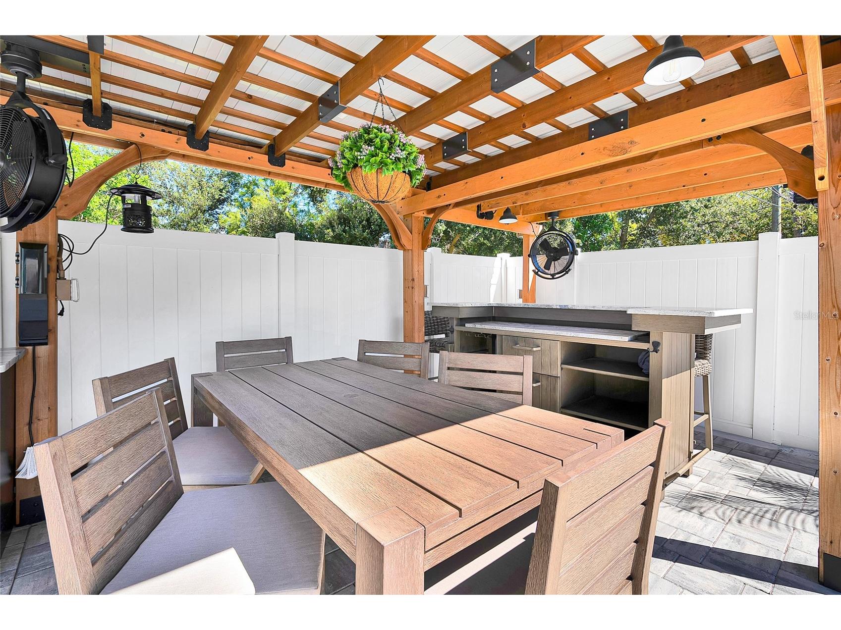 8101 38th Avenue N Saint Petersburg FL 33710 TB8420144 image39