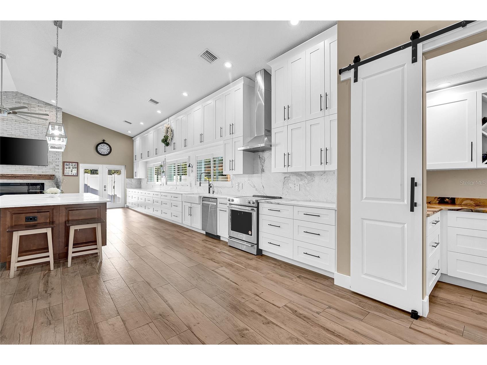 8101 38th Avenue N Saint Petersburg FL 33710 TB8420144 image51