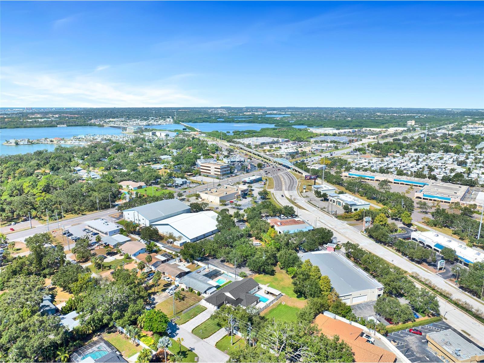 8101 38th Avenue N Saint Petersburg FL 33710 TB8420144 image63