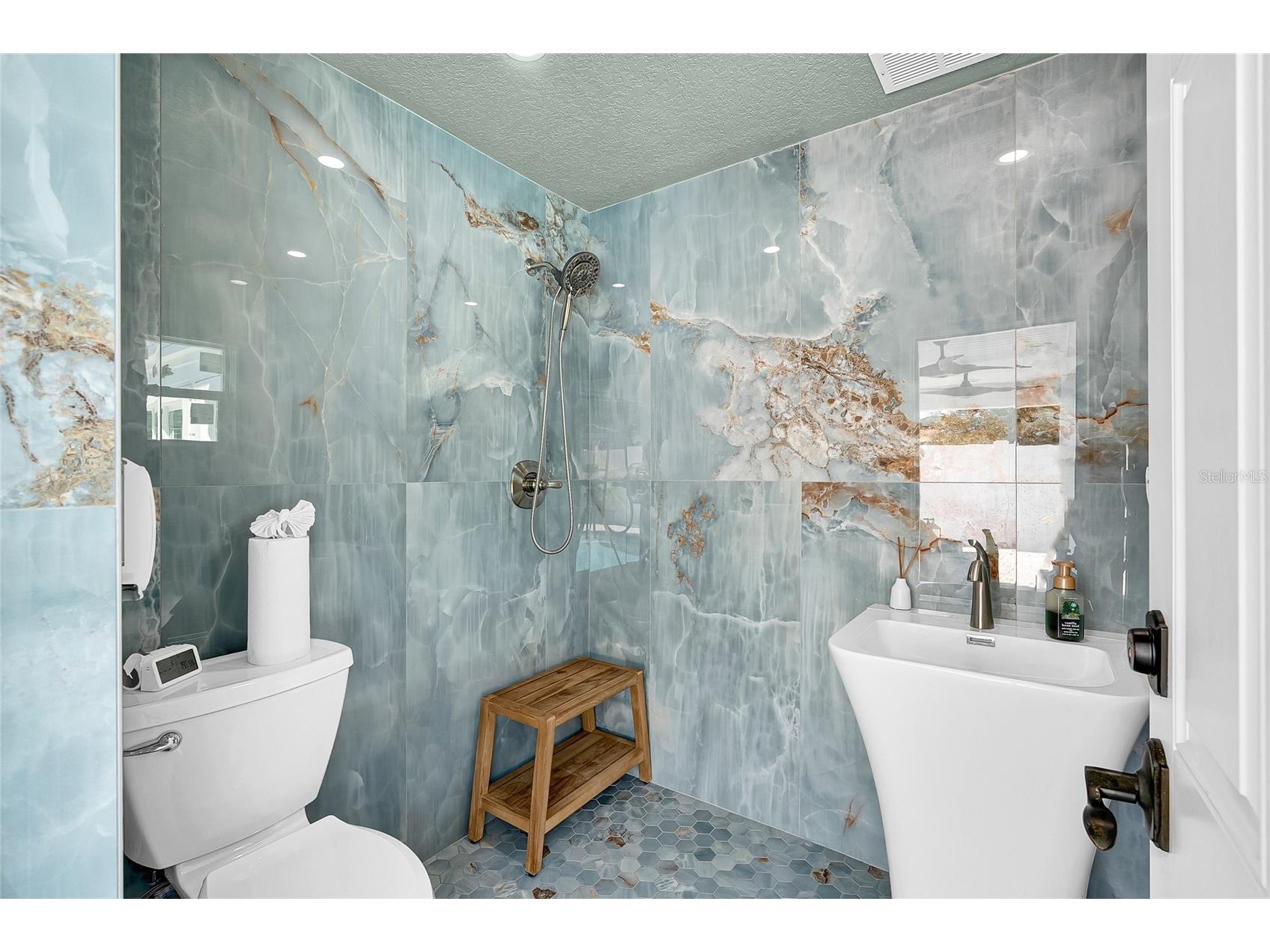 8101 38th Avenue N Saint Petersburg FL 33710 TB8420144 image9