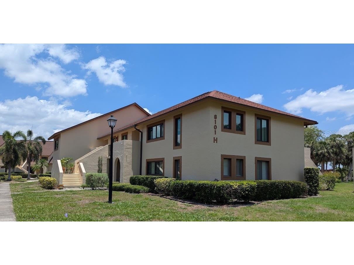 8101 Bardmoor Place #204H Seminole FL 33777 TB8452034 image1