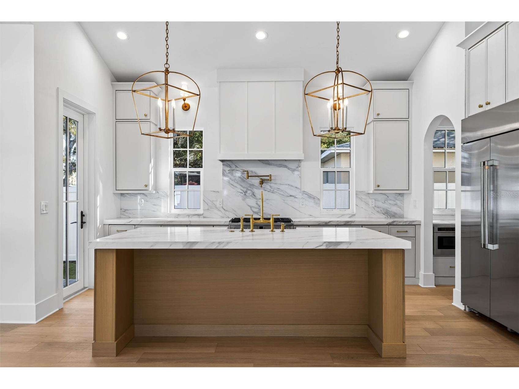 8101 Country Club Road N Saint Petersburg FL 33710 TB8467484 image10