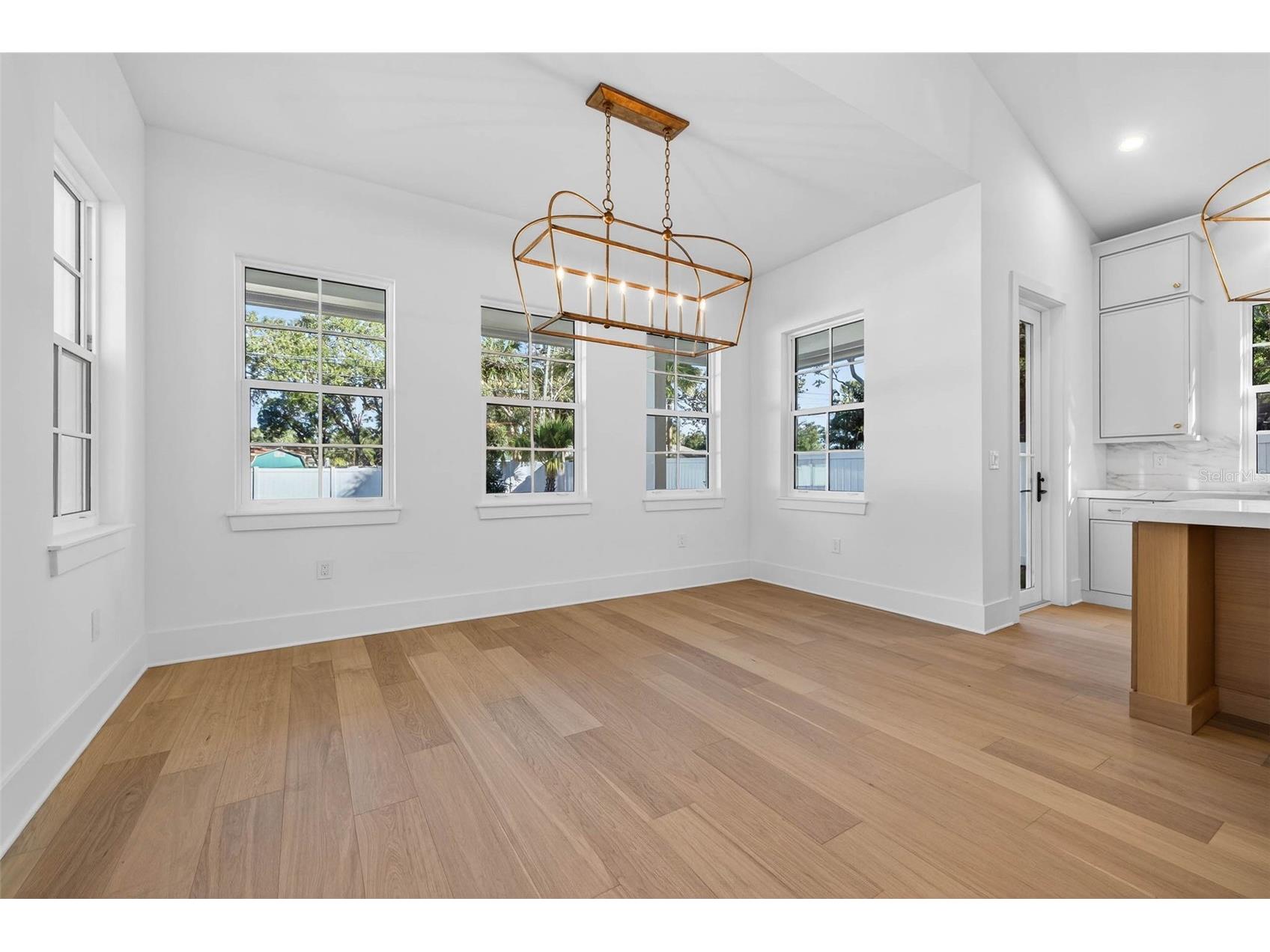 8101 Country Club Road N Saint Petersburg FL 33710 TB8467484 image21