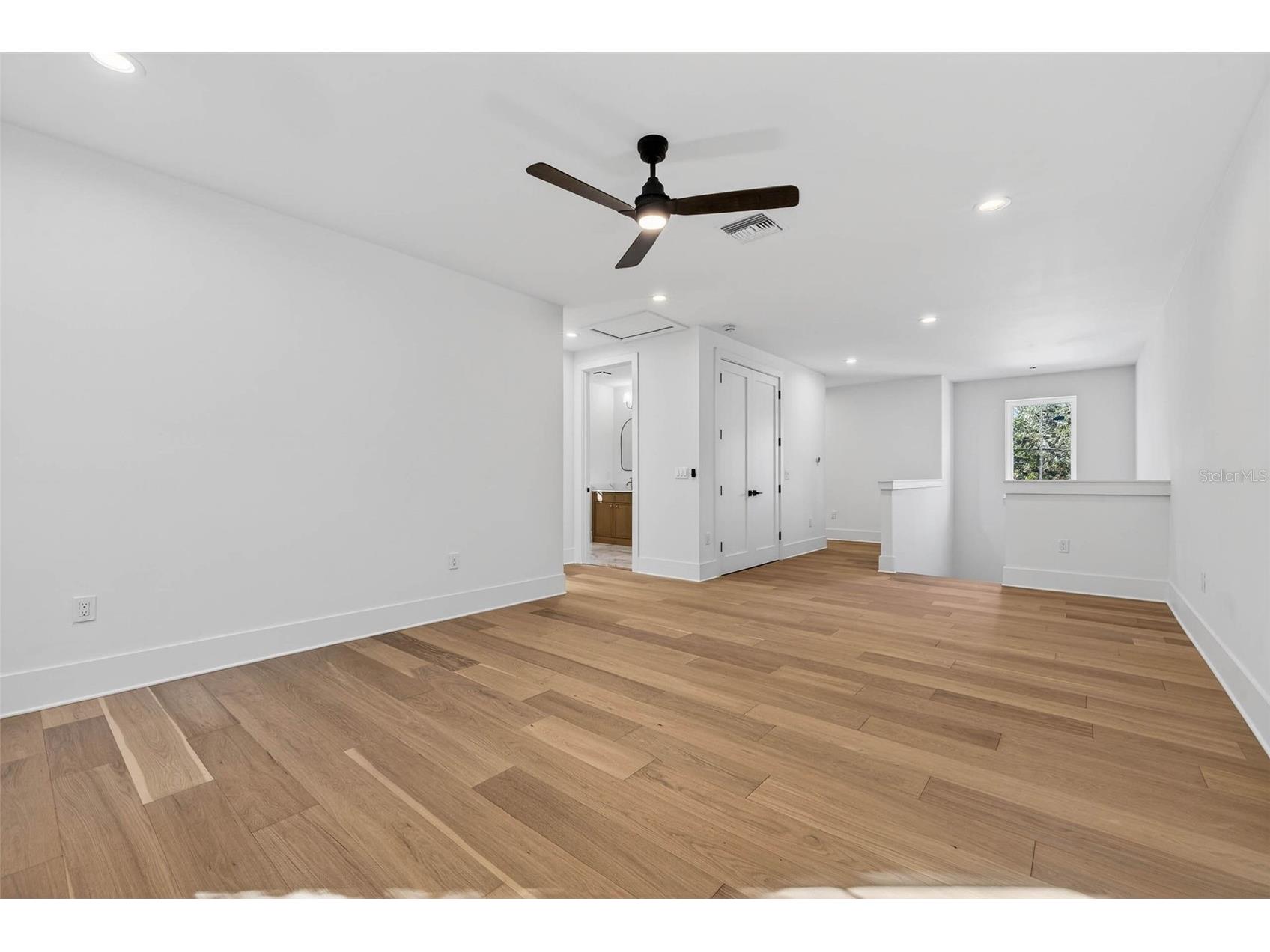 8101 Country Club Road N Saint Petersburg FL 33710 TB8467484 image31