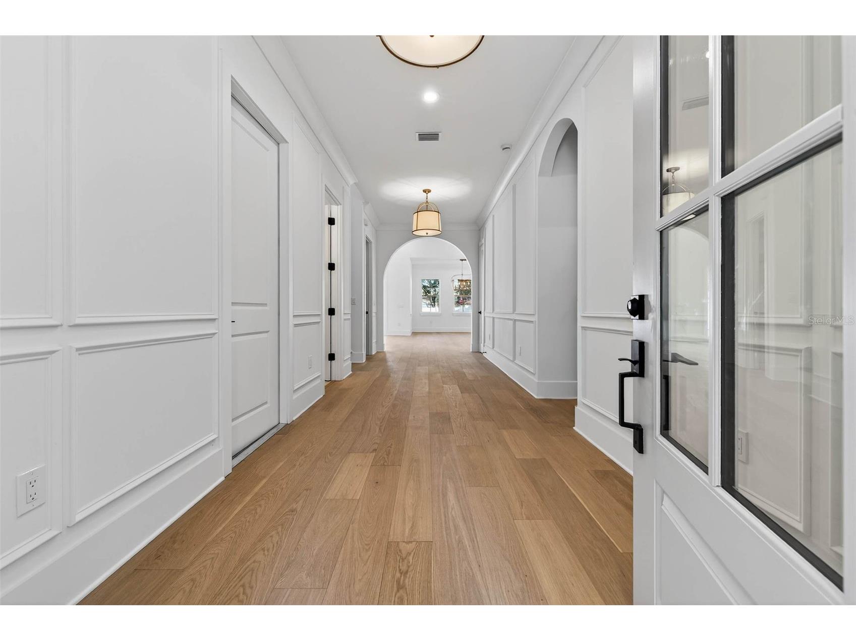 8101 Country Club Road N Saint Petersburg FL 33710 TB8467484 image4