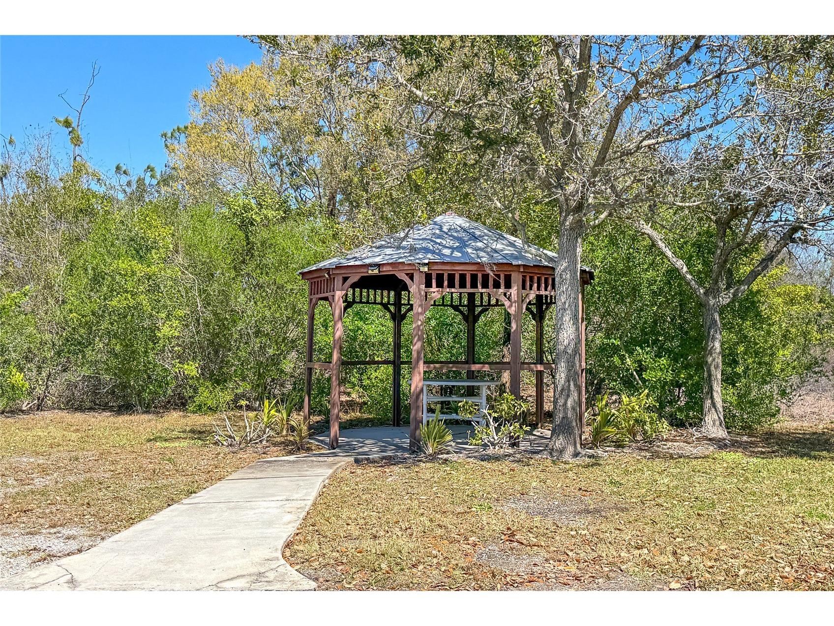 8101 Memory Lane #122 Rotonda West FL 33947 D6146317 image35