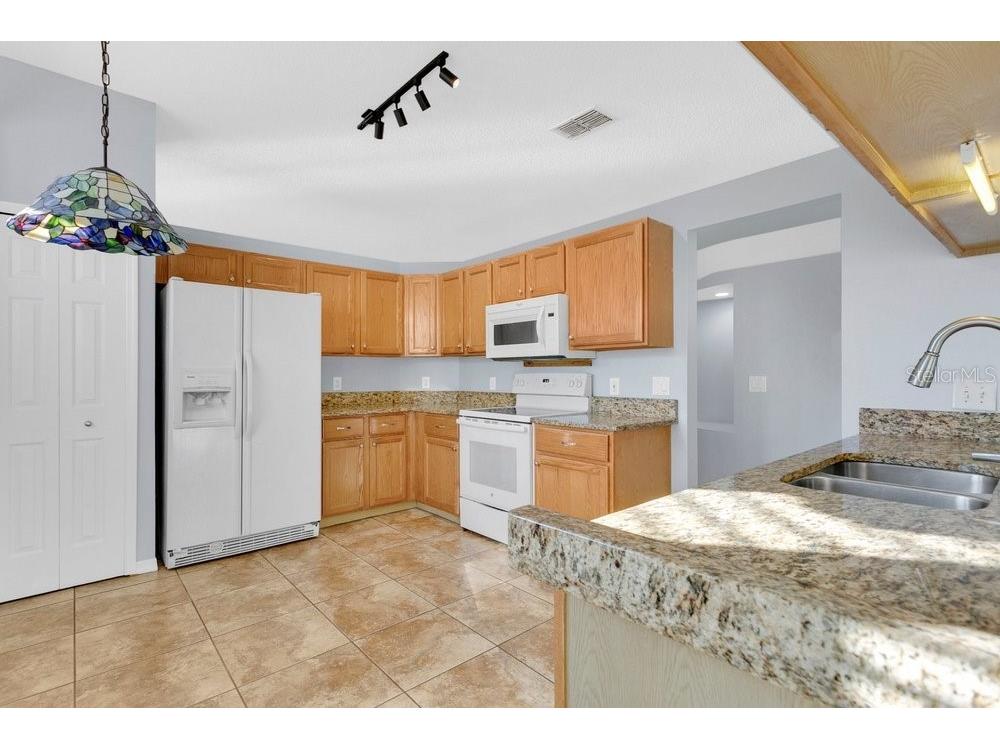 8102 Country Run Parkway Orlando FL 32818 O6376652 image2