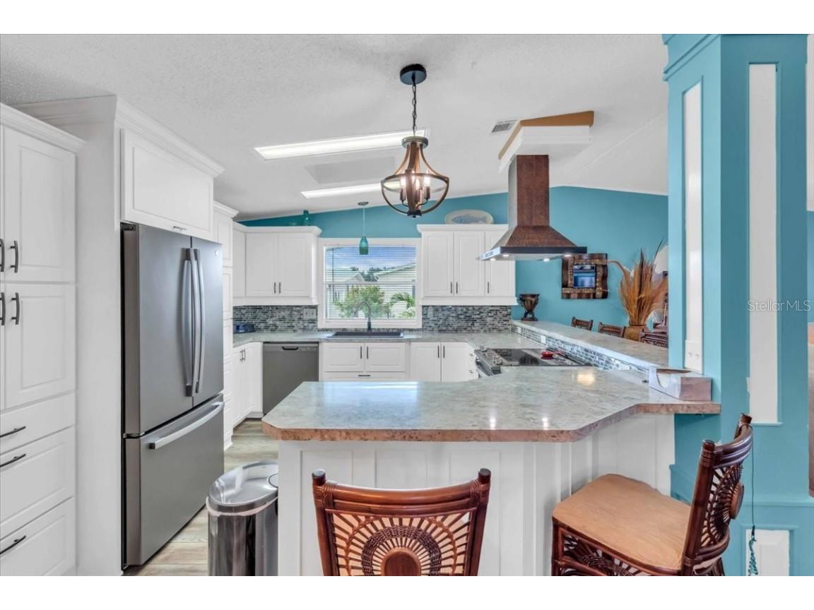 8102 Marie Lane Ellenton FL 34222 A4666900 image12