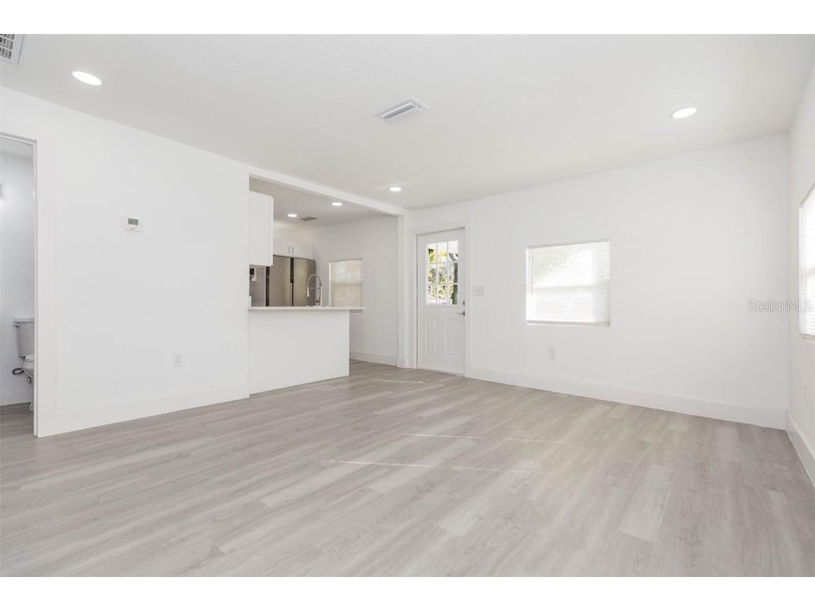 8102 N 14th Tampa FL 33604 TB8456923 image7