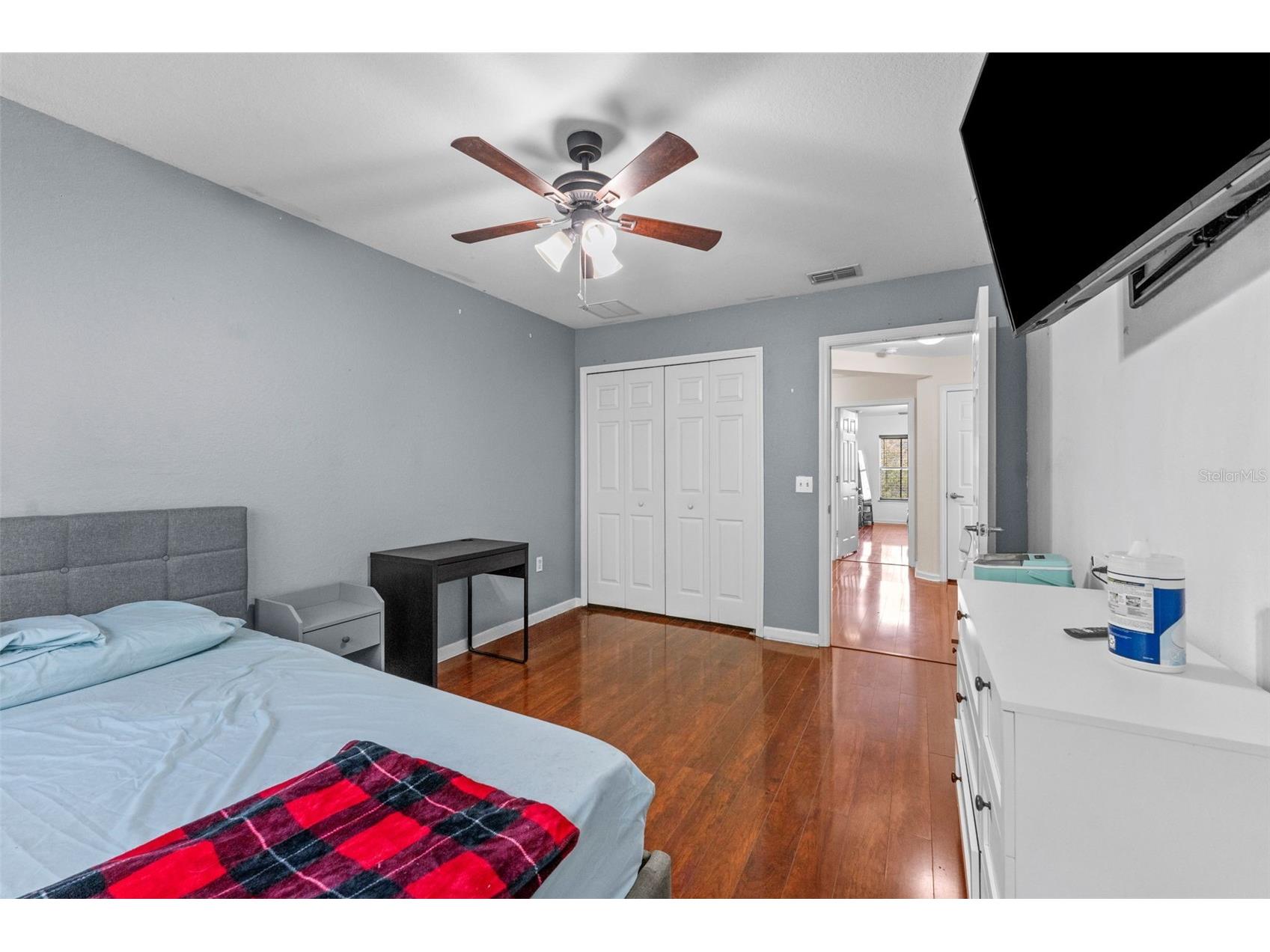 8104 Downpatrick Court Tampa FL 33610 TB8508519 image16