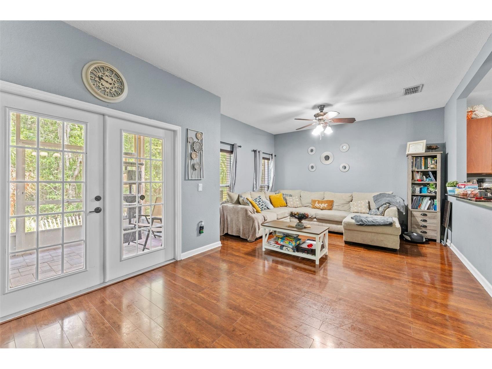 8104 Downpatrick Court Tampa FL 33610 TB8508519 image9
