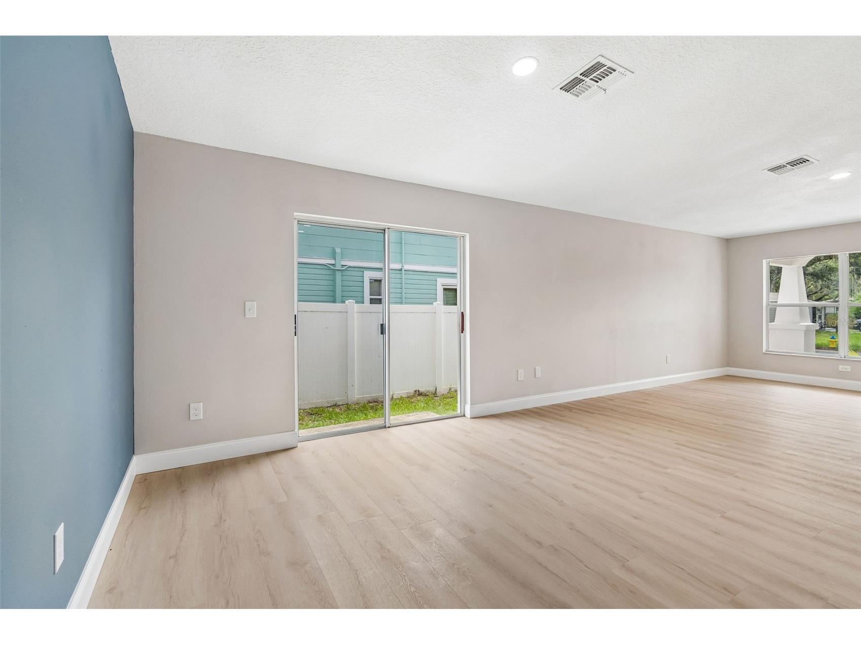 8104 N Boulevard Tampa FL 33604 TB8515477 image14