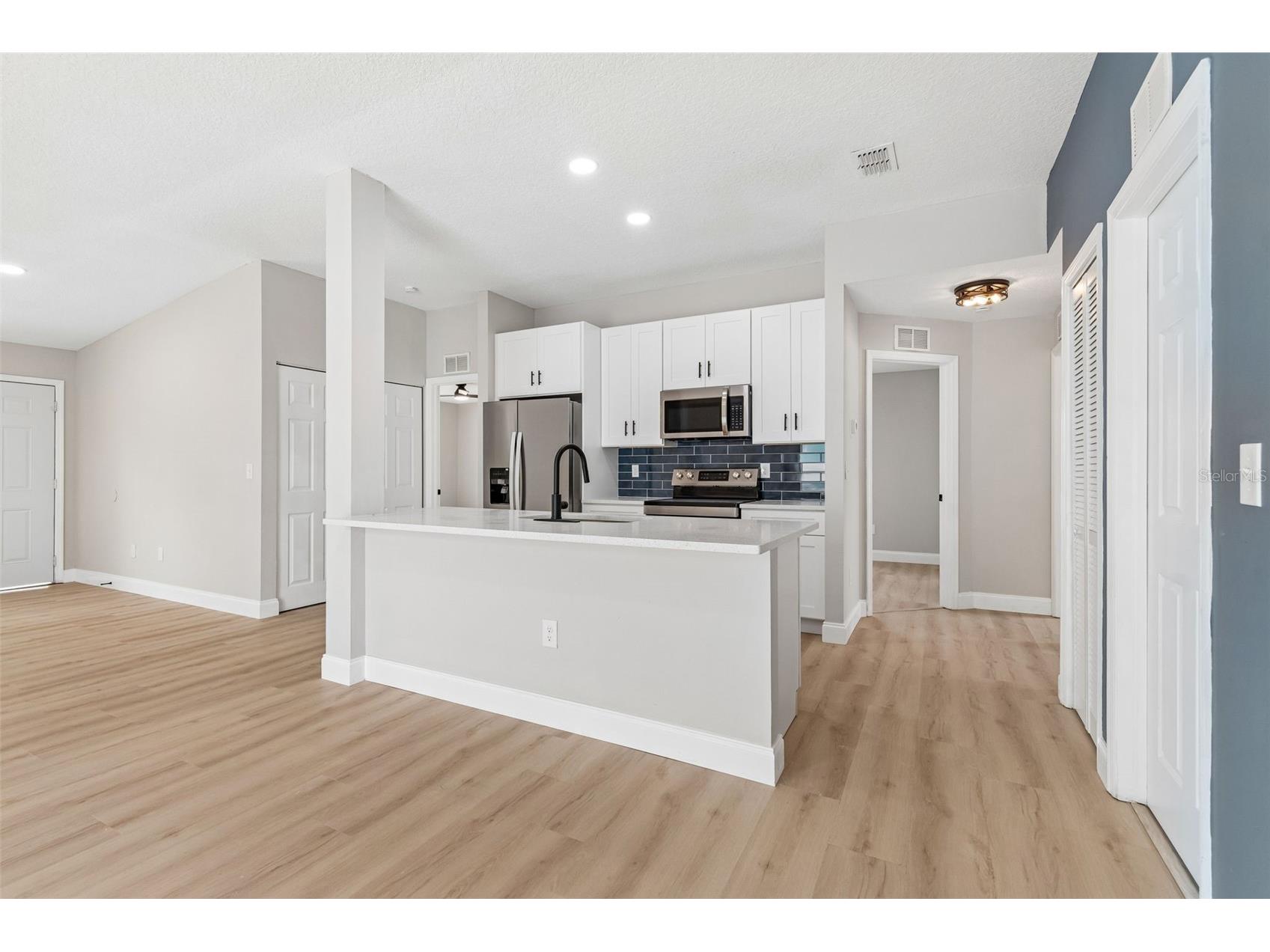 8104 N Boulevard Tampa FL 33604 TB8515477 image15