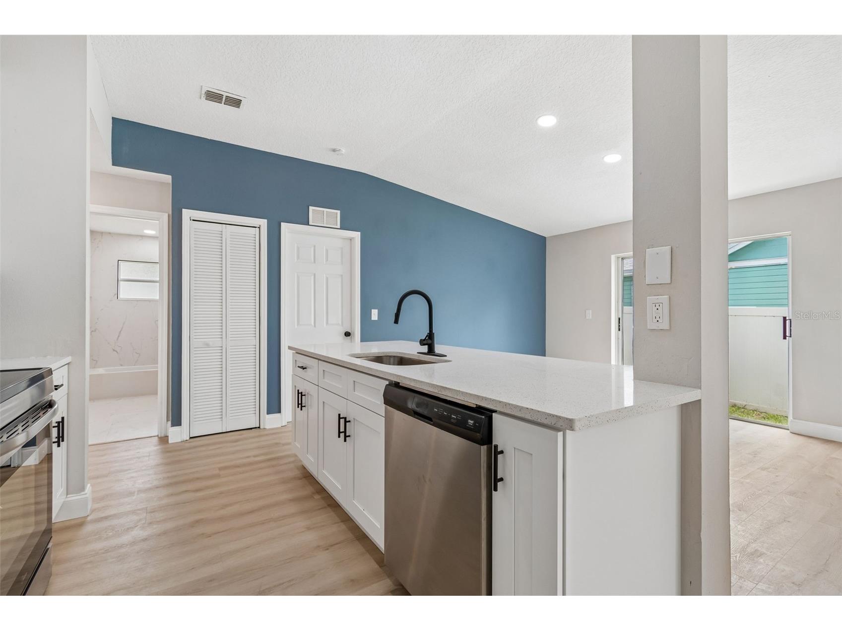 8104 N Boulevard Tampa FL 33604 TB8515477 image19
