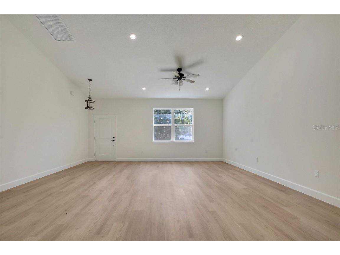 8104 N Santos Drive Citrus Springs FL 34434 TB8317150 image5