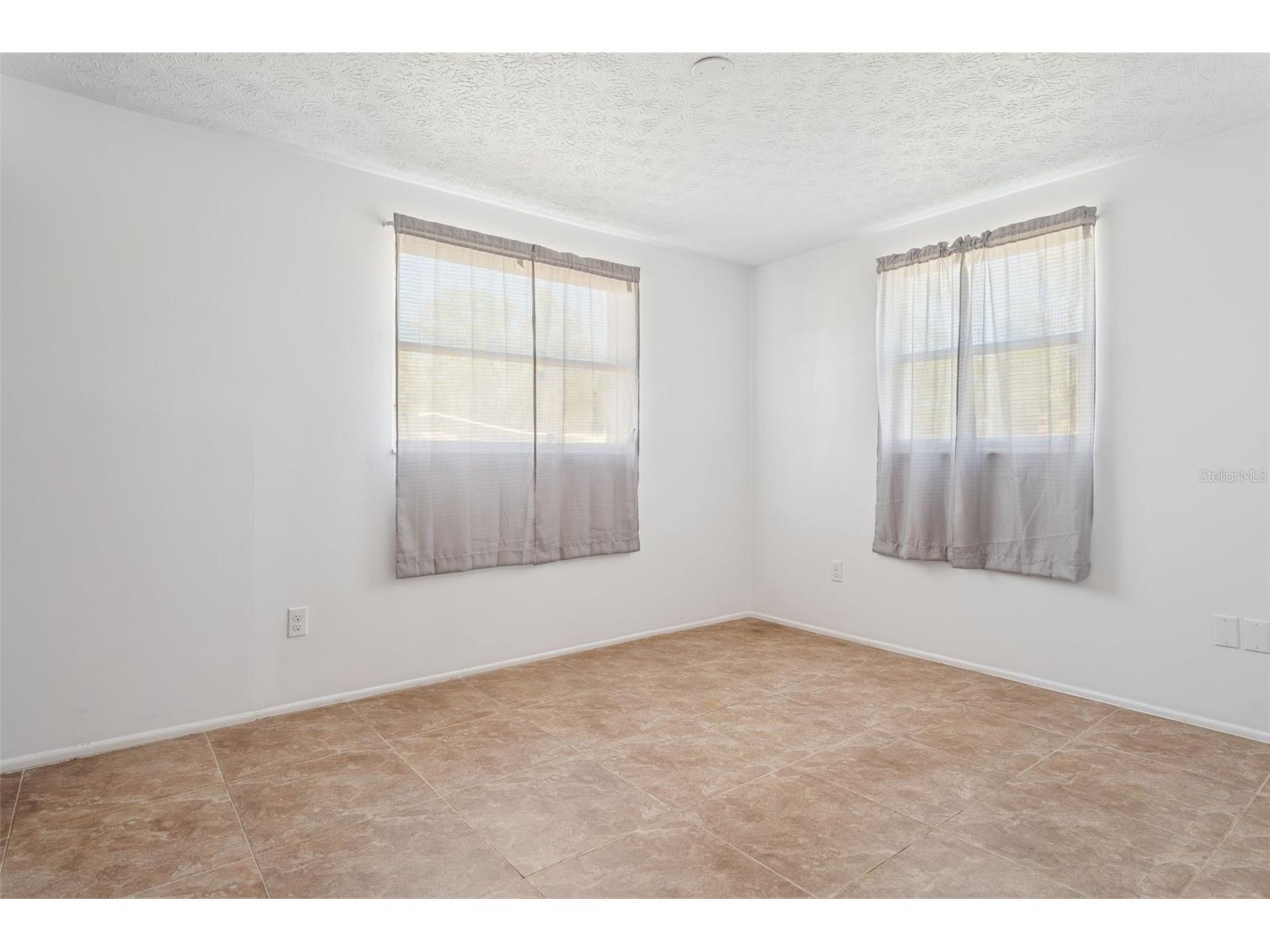8105 Alpine Avenue Tampa FL 33619 TB8478999 image10