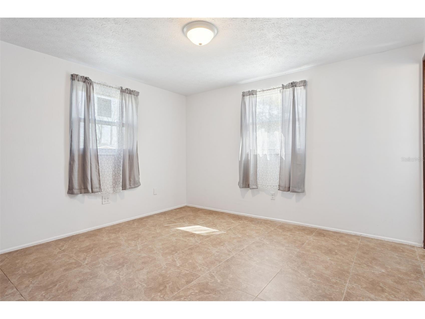 8105 Alpine Avenue Tampa FL 33619 TB8478999 image12