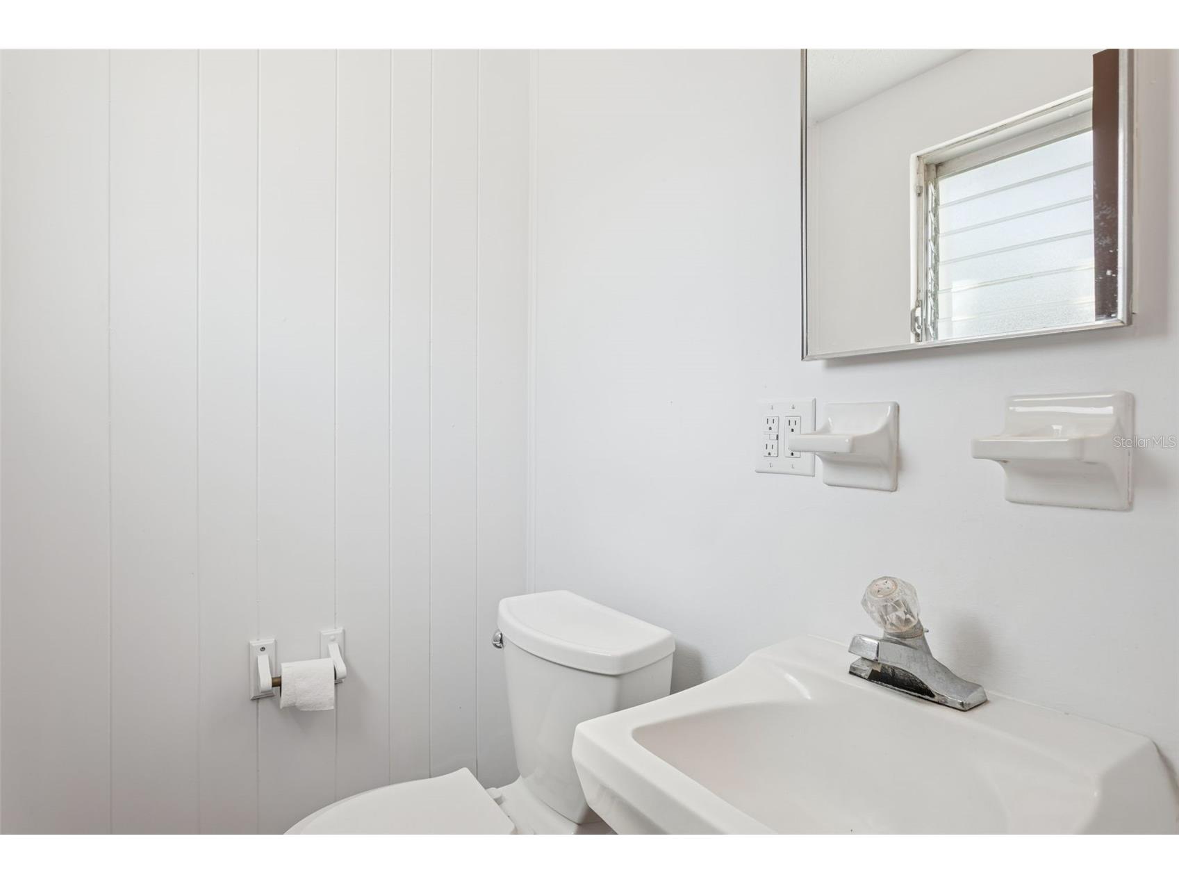 8105 Alpine Avenue Tampa FL 33619 TB8478999 image14