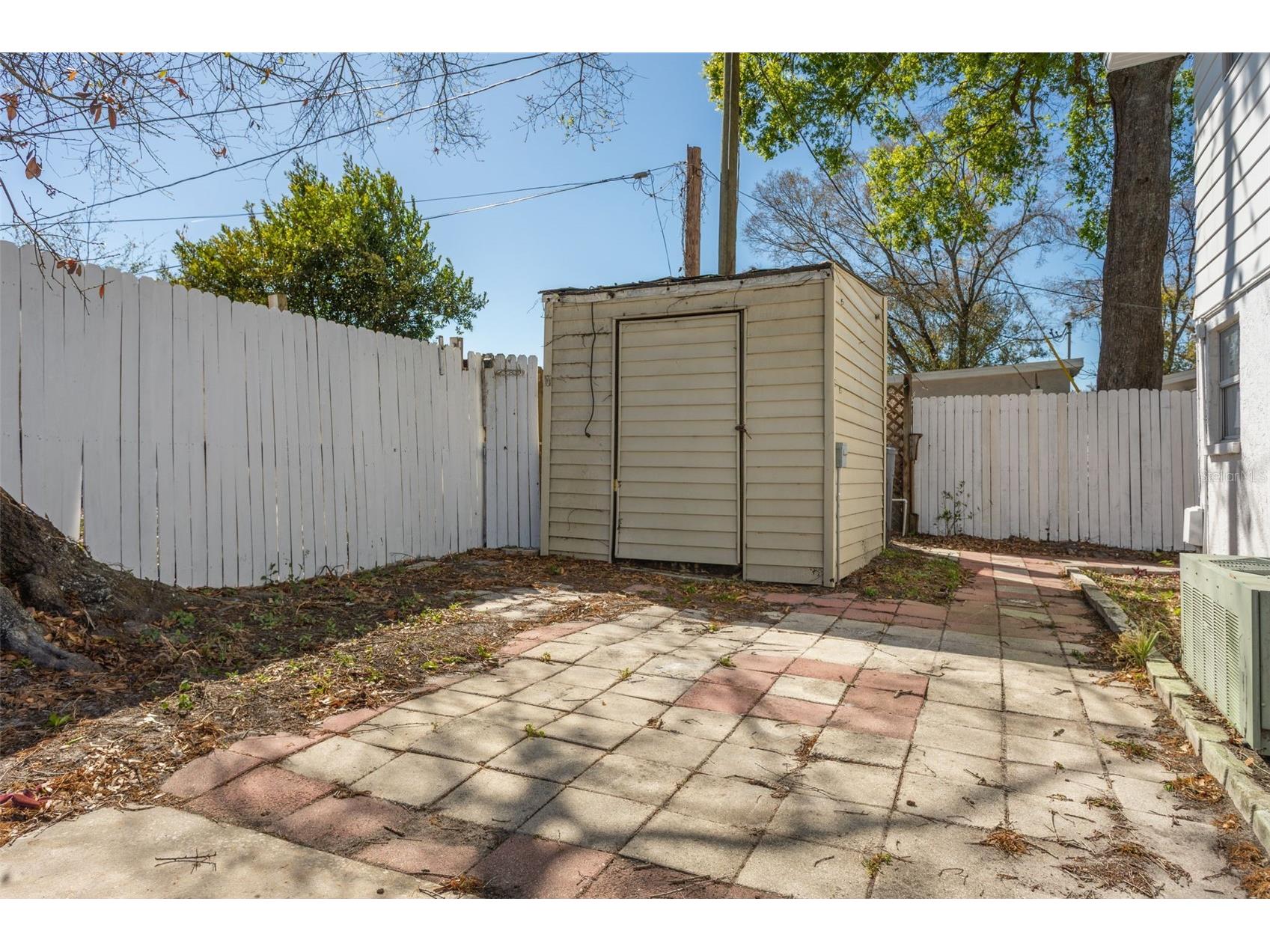 8105 Alpine Avenue Tampa FL 33619 TB8478999 image26