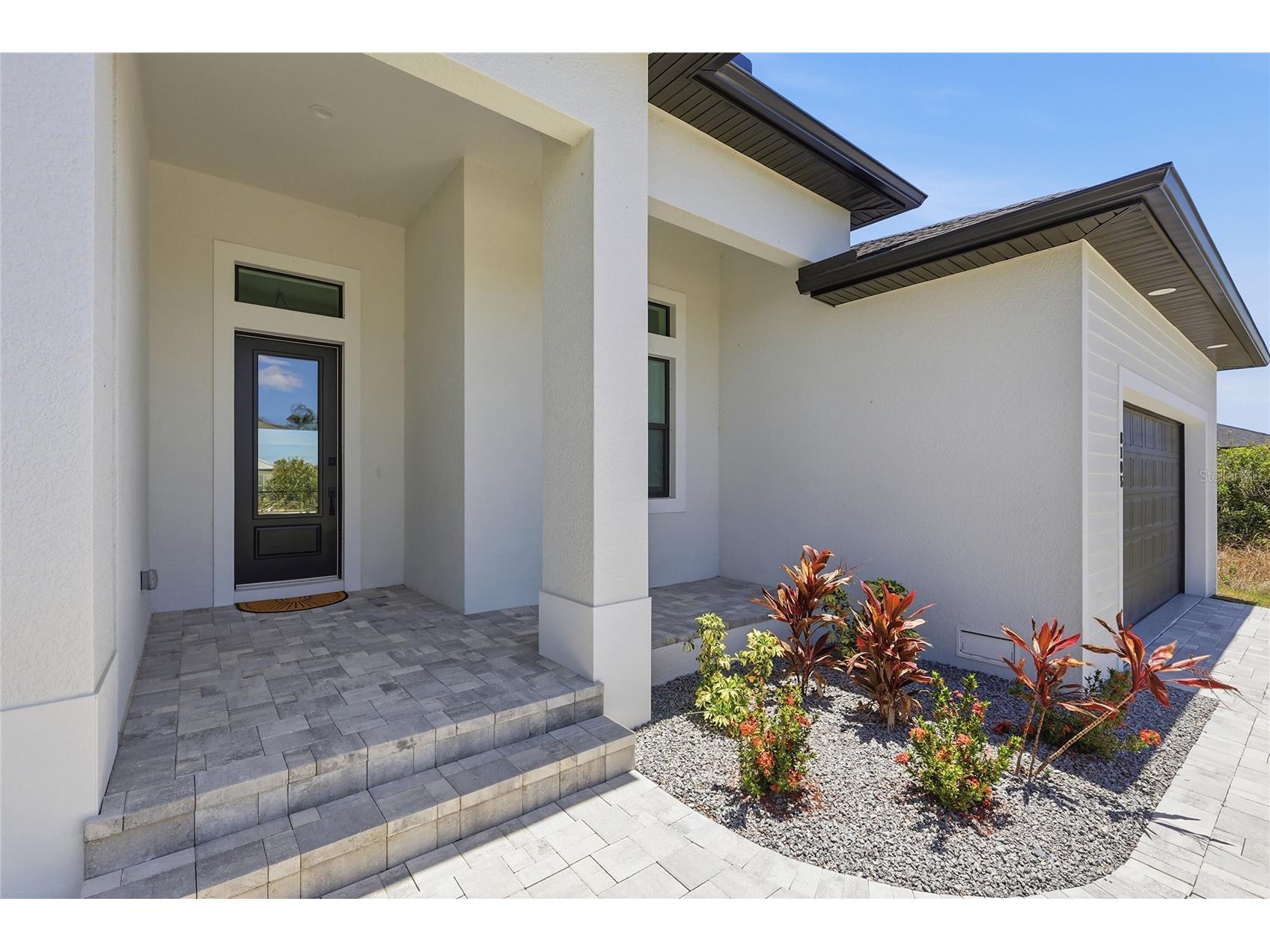 8105 Antwerp Circle Port Charlotte FL 33981 C7525516 image2