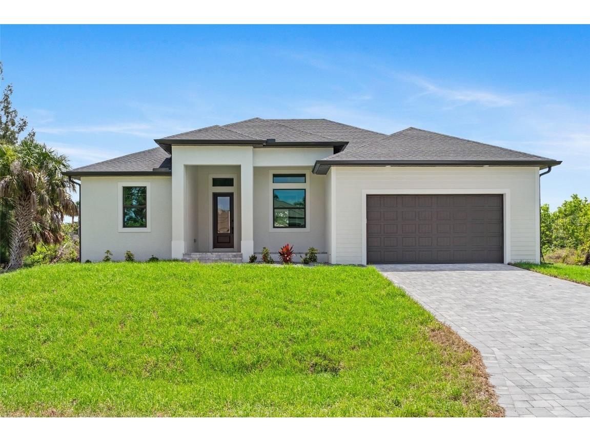 8105 Antwerp Circle Port Charlotte FL 33981 D6142584 image1