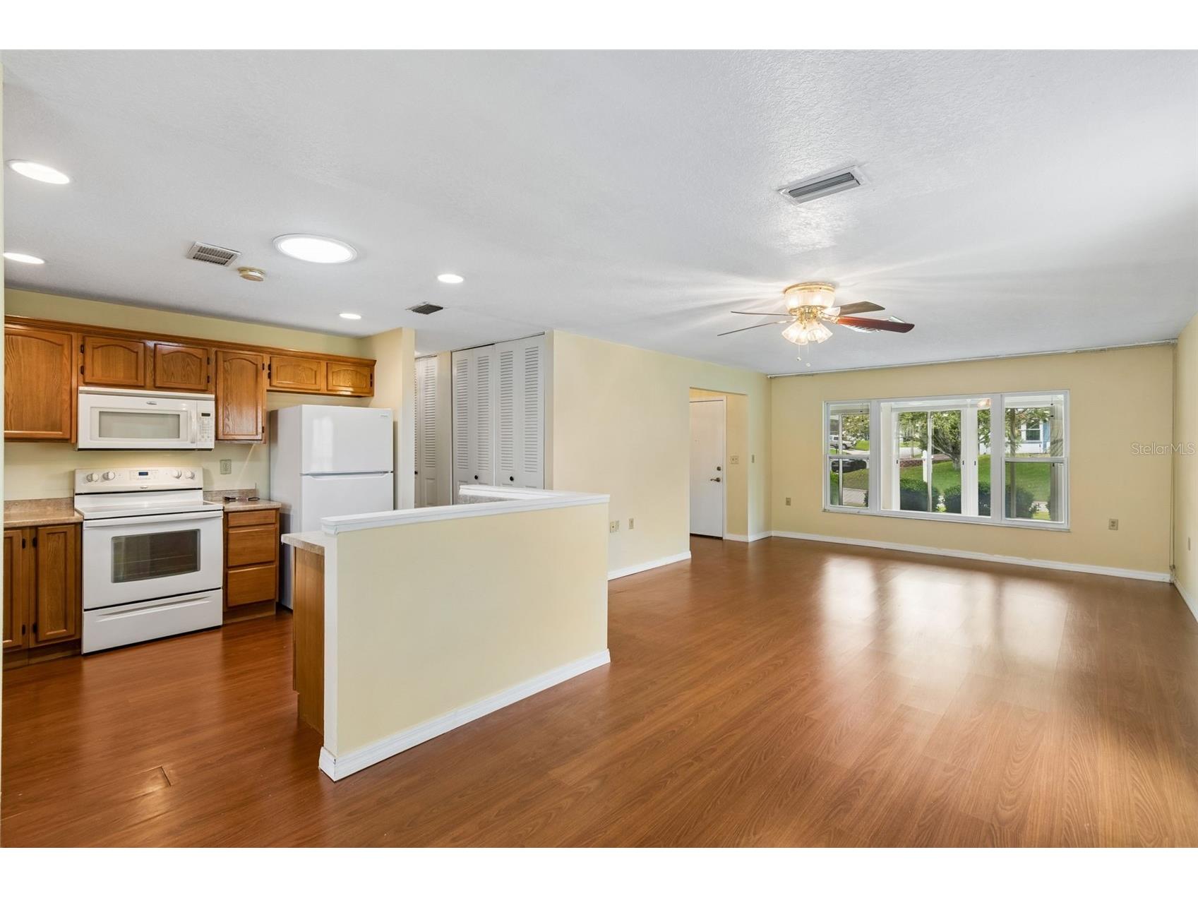 8105 Casuarina Drive Port Richey FL 34668 W7884152 image12