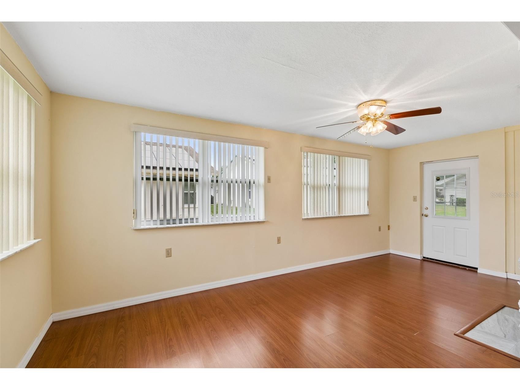 8105 Casuarina Drive Port Richey FL 34668 W7884152 image16