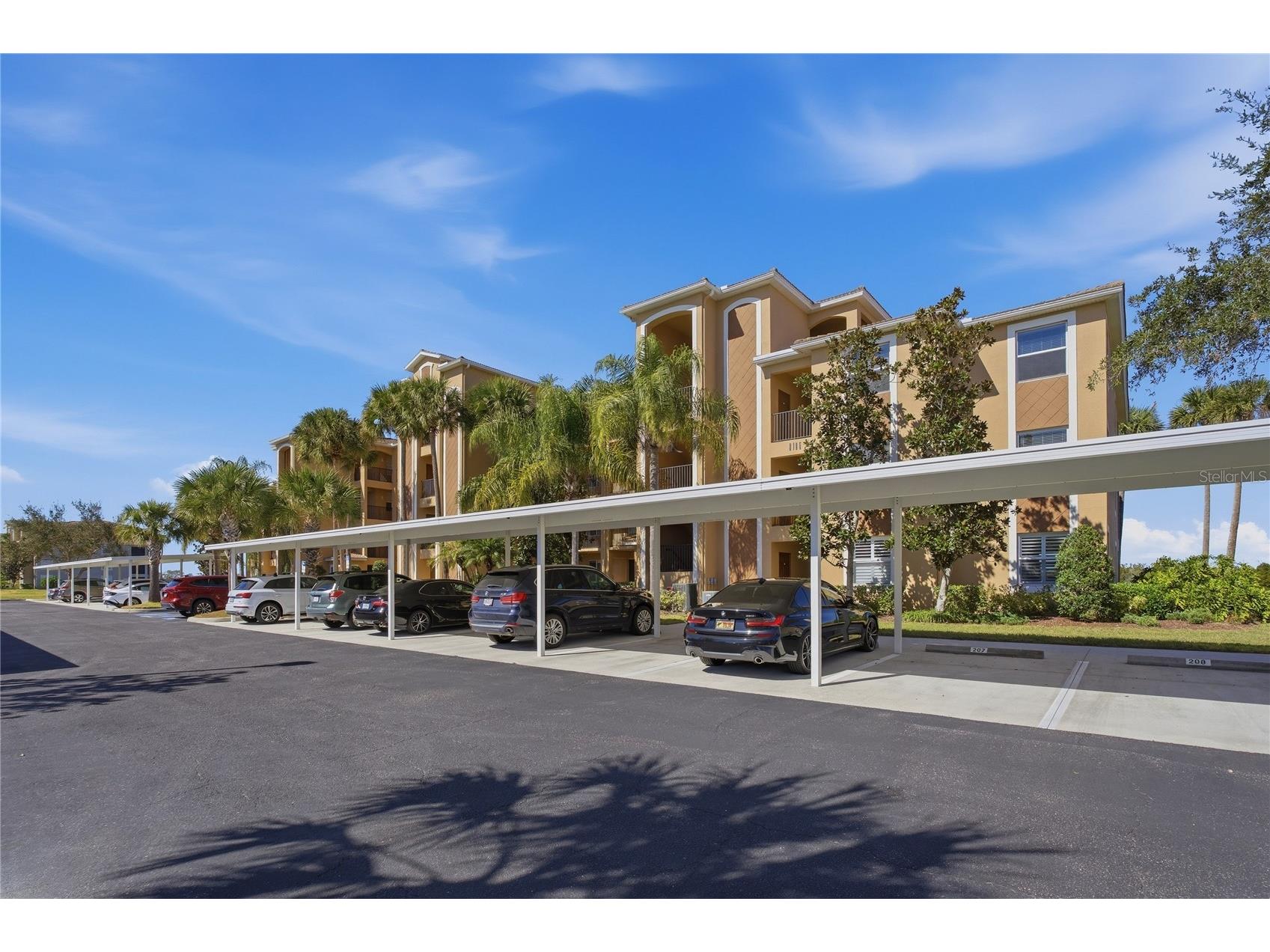 8105 Grand Estuary Trail #402 Bradenton FL 34212 - RIVER STRAND GOLF COURSE POND A4683344 image31