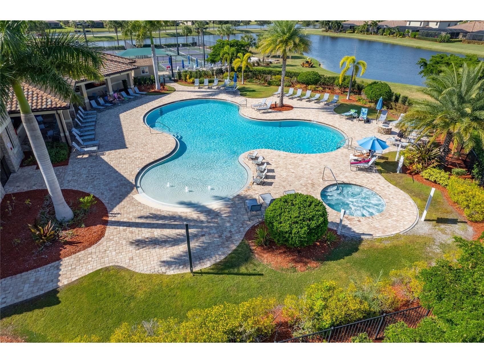 8105 Grand Estuary Trail #402 Bradenton FL 34212 - RIVER STRAND GOLF COURSE POND A4683344 image47