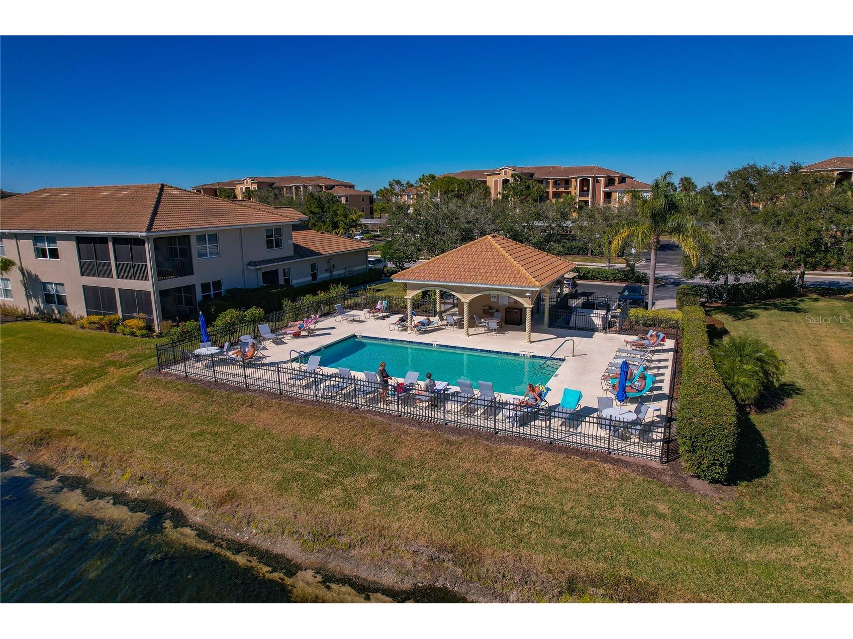 8105 Grand Estuary Trail #402 Bradenton FL 34212 - RIVER STRAND GOLF COURSE POND A4683344 image52