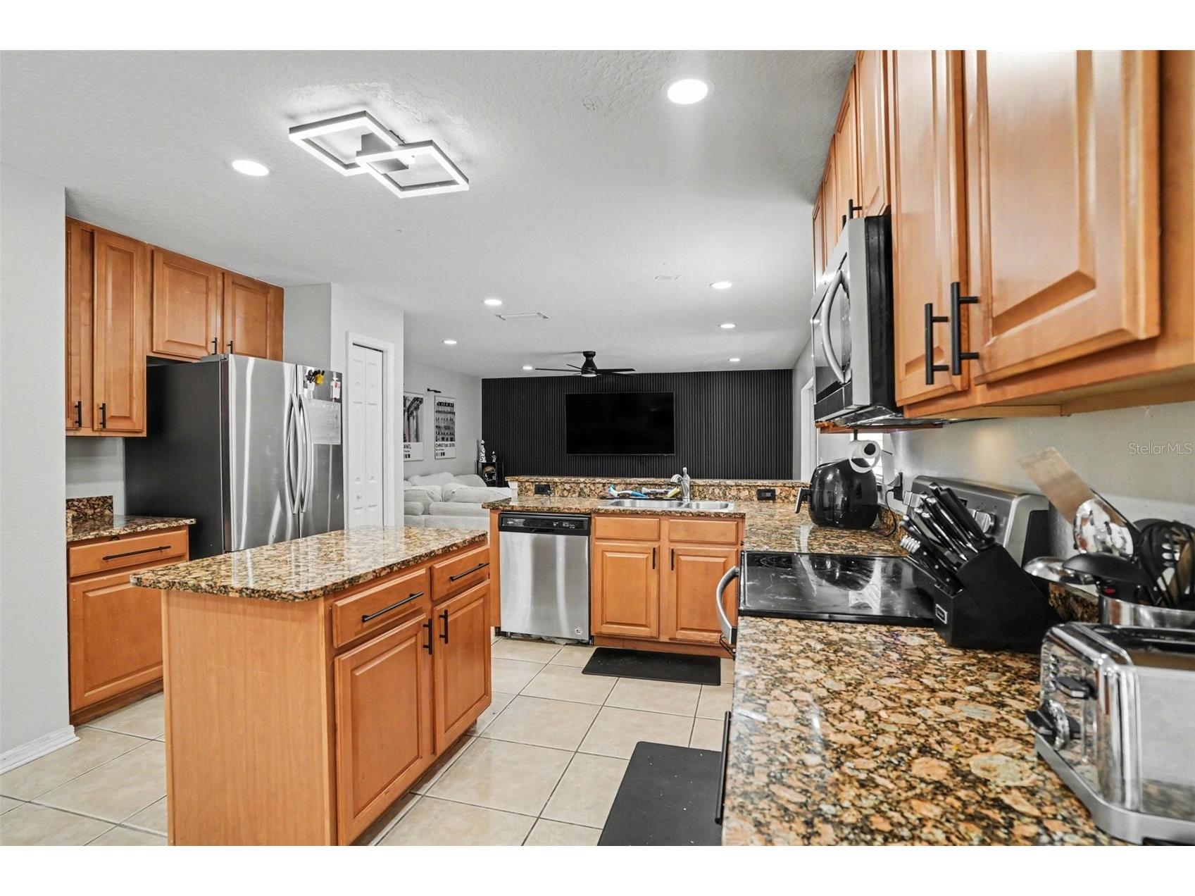 8105 River Mont Way Tampa FL 33637 TB8497392 image8
