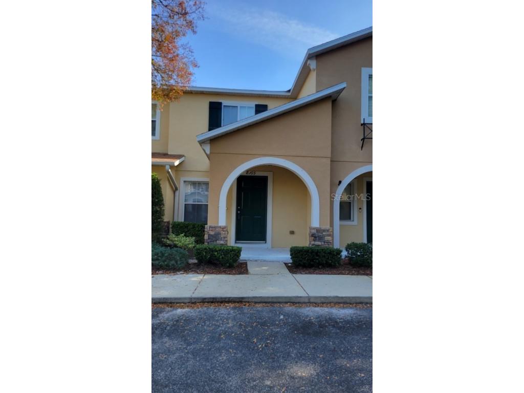 8105 Silent Creek Drive Tampa FL 33615 T3505618 image1