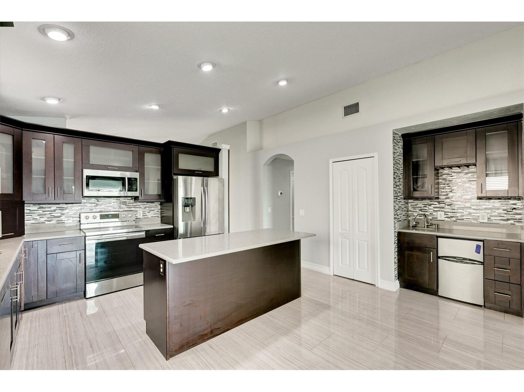 8105 Tar Hollow Drive Gibsonton FL 33534 TB8513037 image9