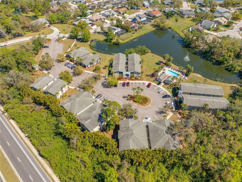 8106 45th Court E #4 Sarasota FL 34243 A4668888 image1