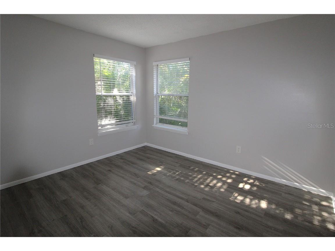 8106 45th Court E #4 Sarasota FL 34243 A4668888 image4