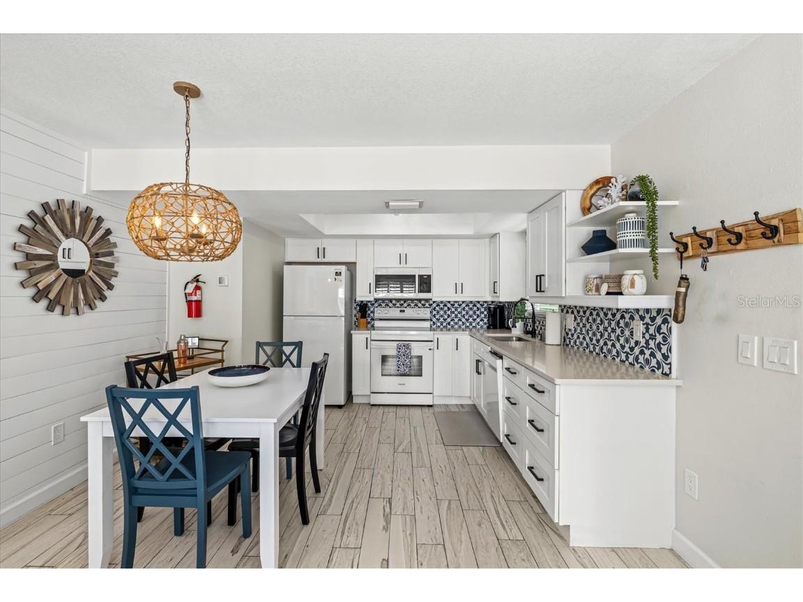 8106 Gulf Drive #A&B Holmes Beach FL 34217 A4666662 image39