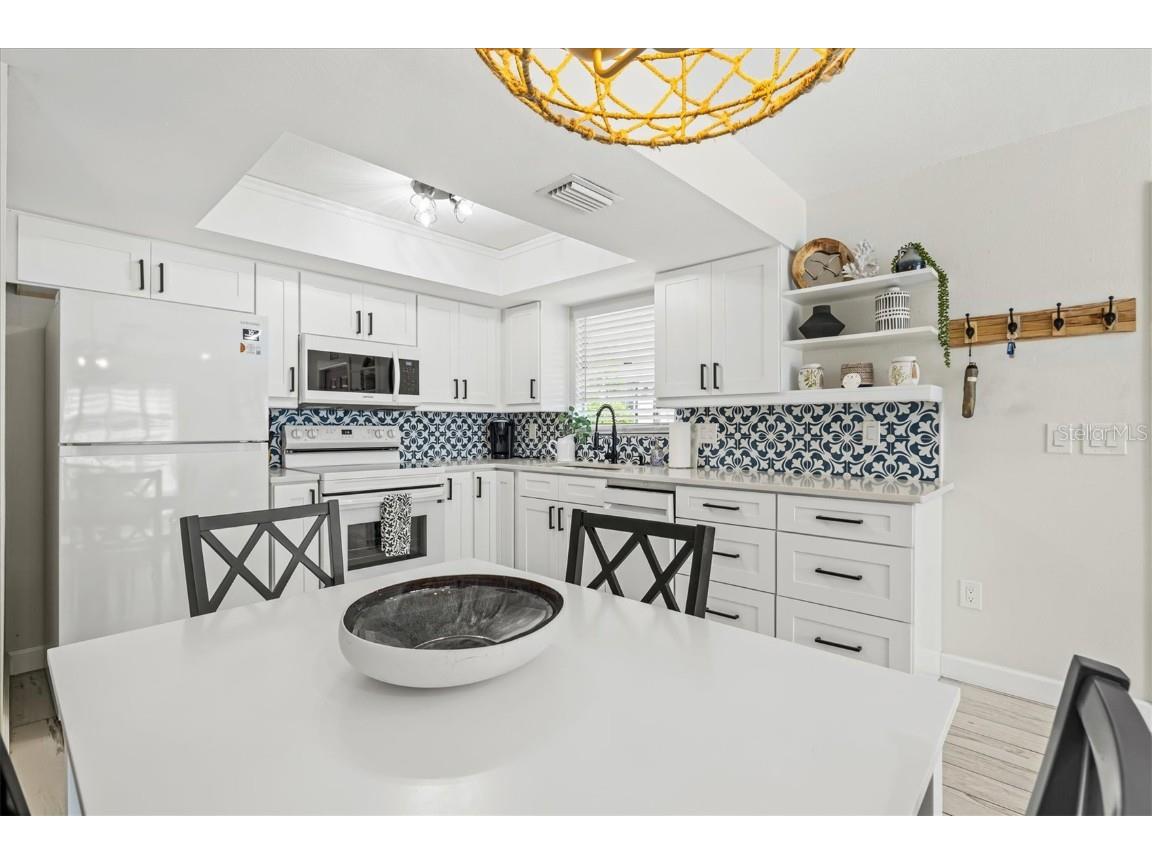 8106 Gulf Drive #A&B Holmes Beach FL 34217 A4666662 image41