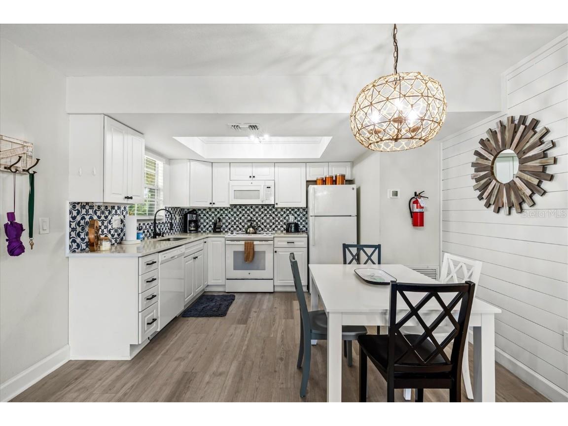 8106 Gulf Drive Holmes Beach FL 34217 A4666665 image12