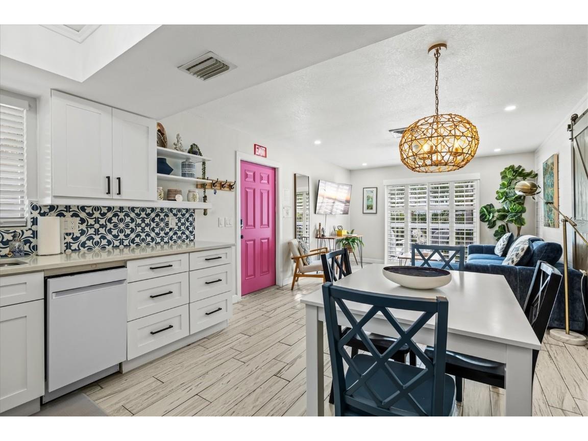 8106 Gulf Drive Holmes Beach FL 34217 A4666665 image43