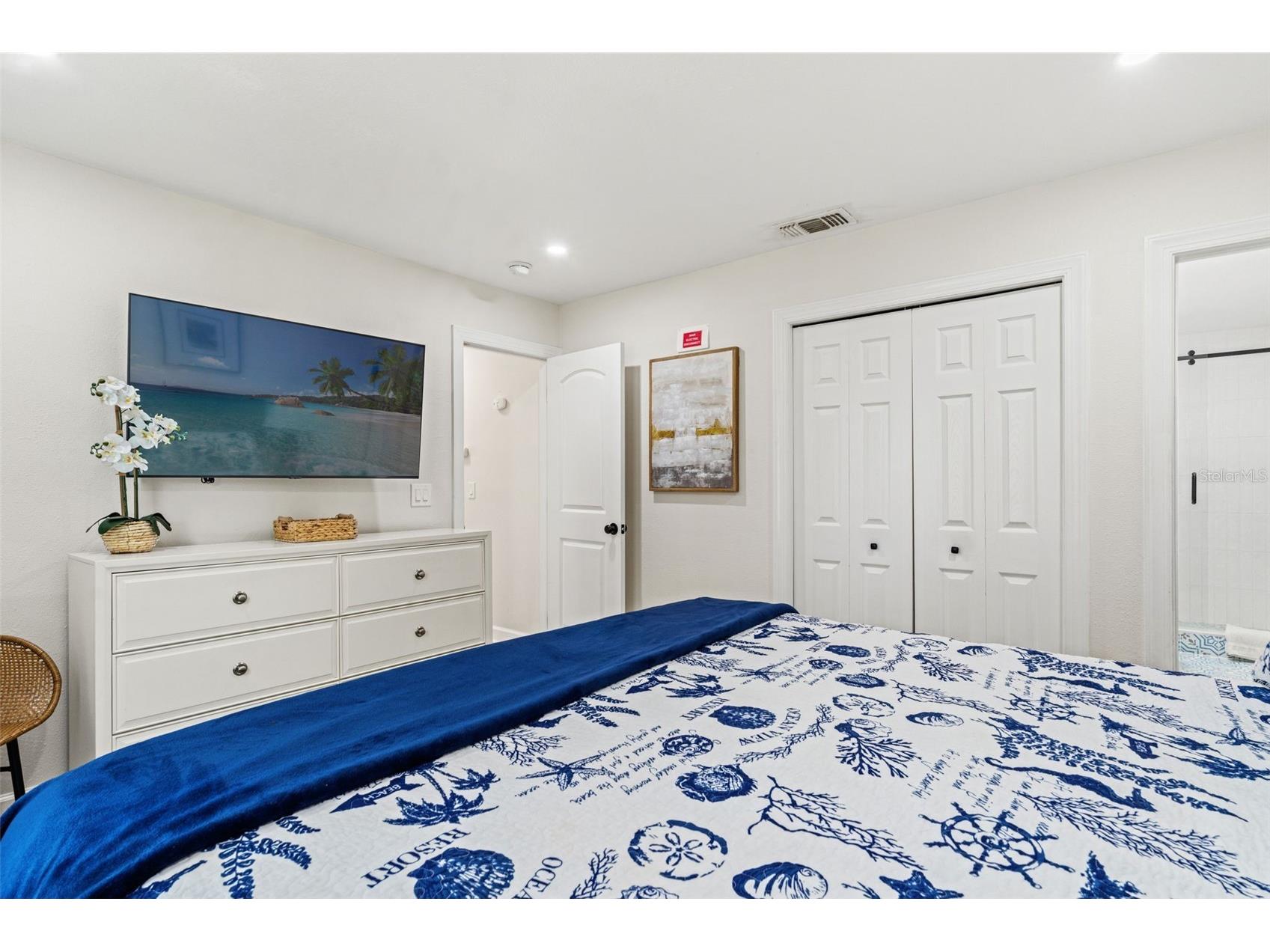 8106 Gulf Drive Holmes Beach FL 34217 TB8506585 image28