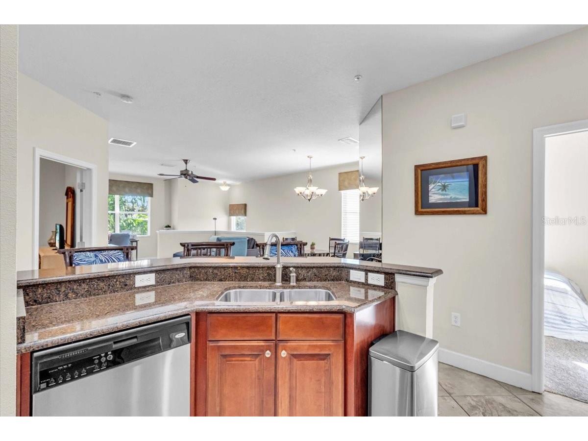 8106 Moonstone Drive #17-204 Sarasota FL 34233 A4691821 image16