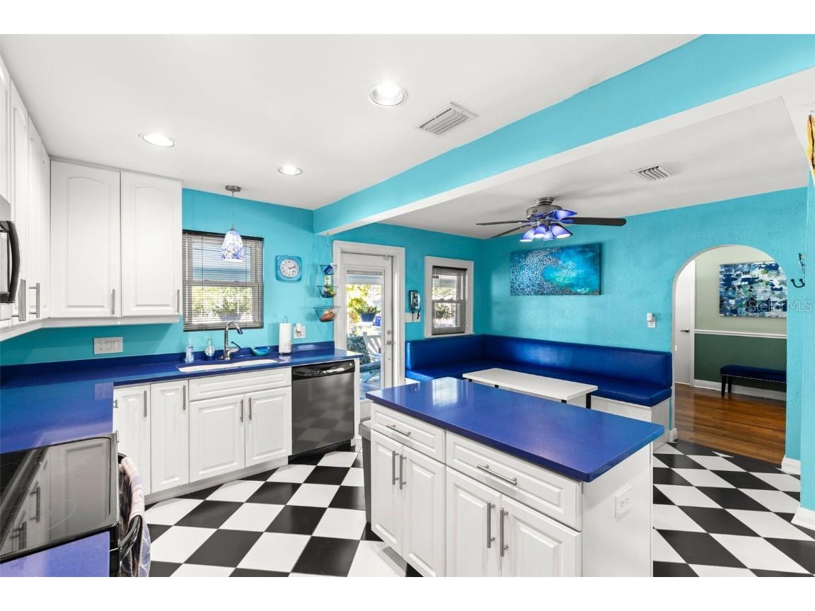 8106 N Boulevard Tampa FL 33604 TB8444704 image11