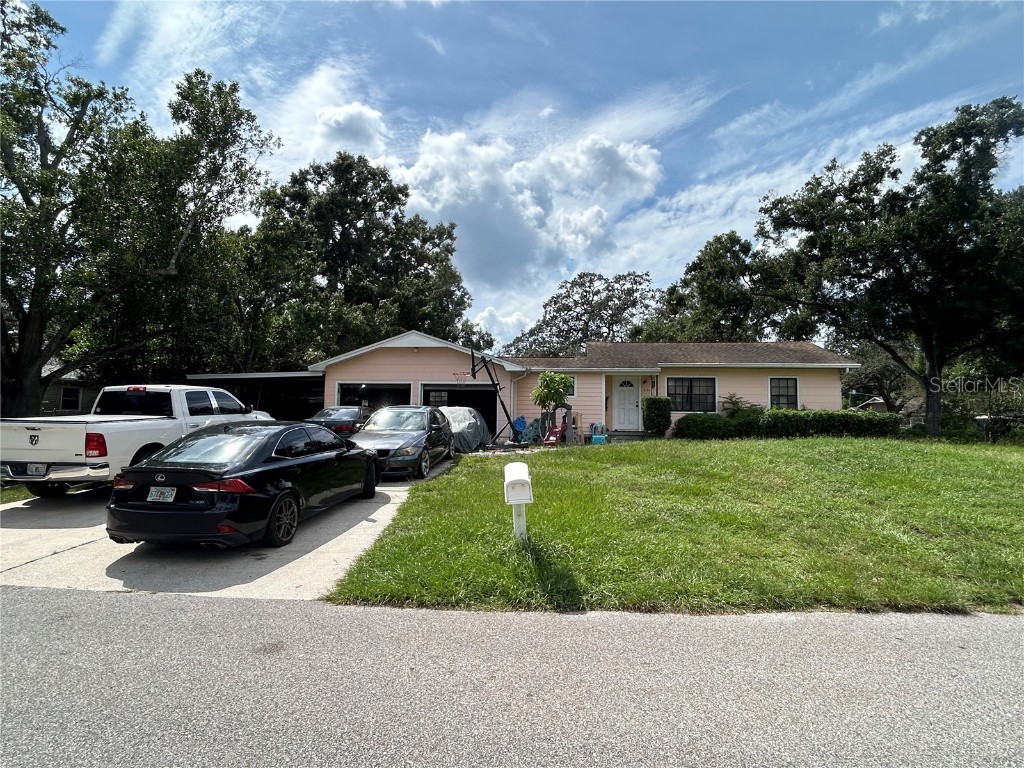 8106 N Lynn Avenue Tampa FL 33604 W7879277 image1