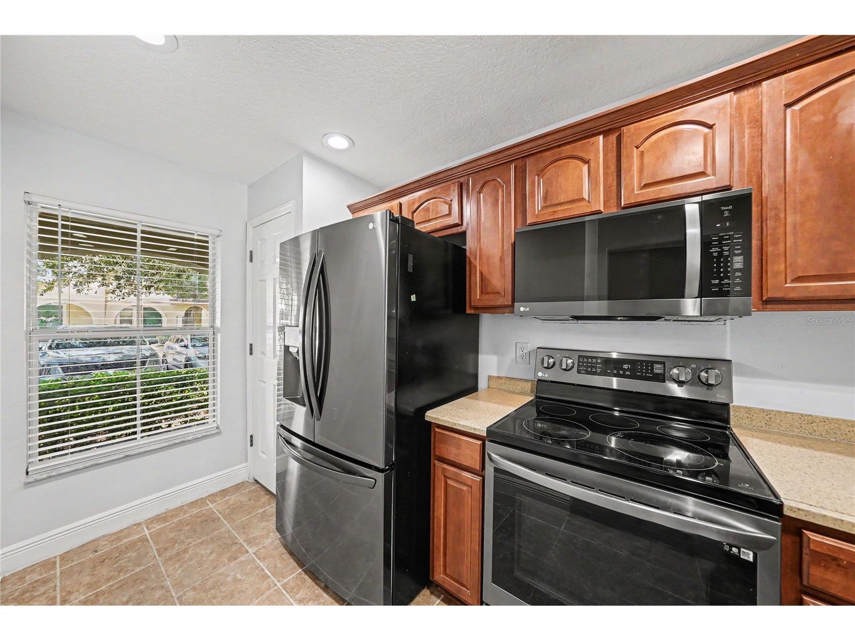 8106 Silent Creek Drive Tampa FL 33615 TB8525771 image6