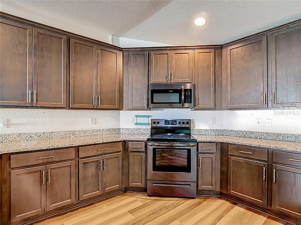 8107 Campbell Crossing Circle Lakeland FL 33810 L4957252 image7