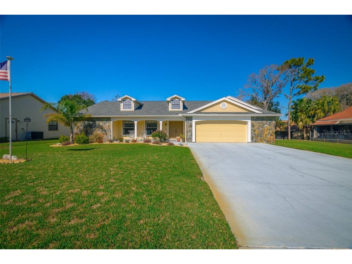 8107 Greenside Lane Hudson FL 34667 W7852567 image1