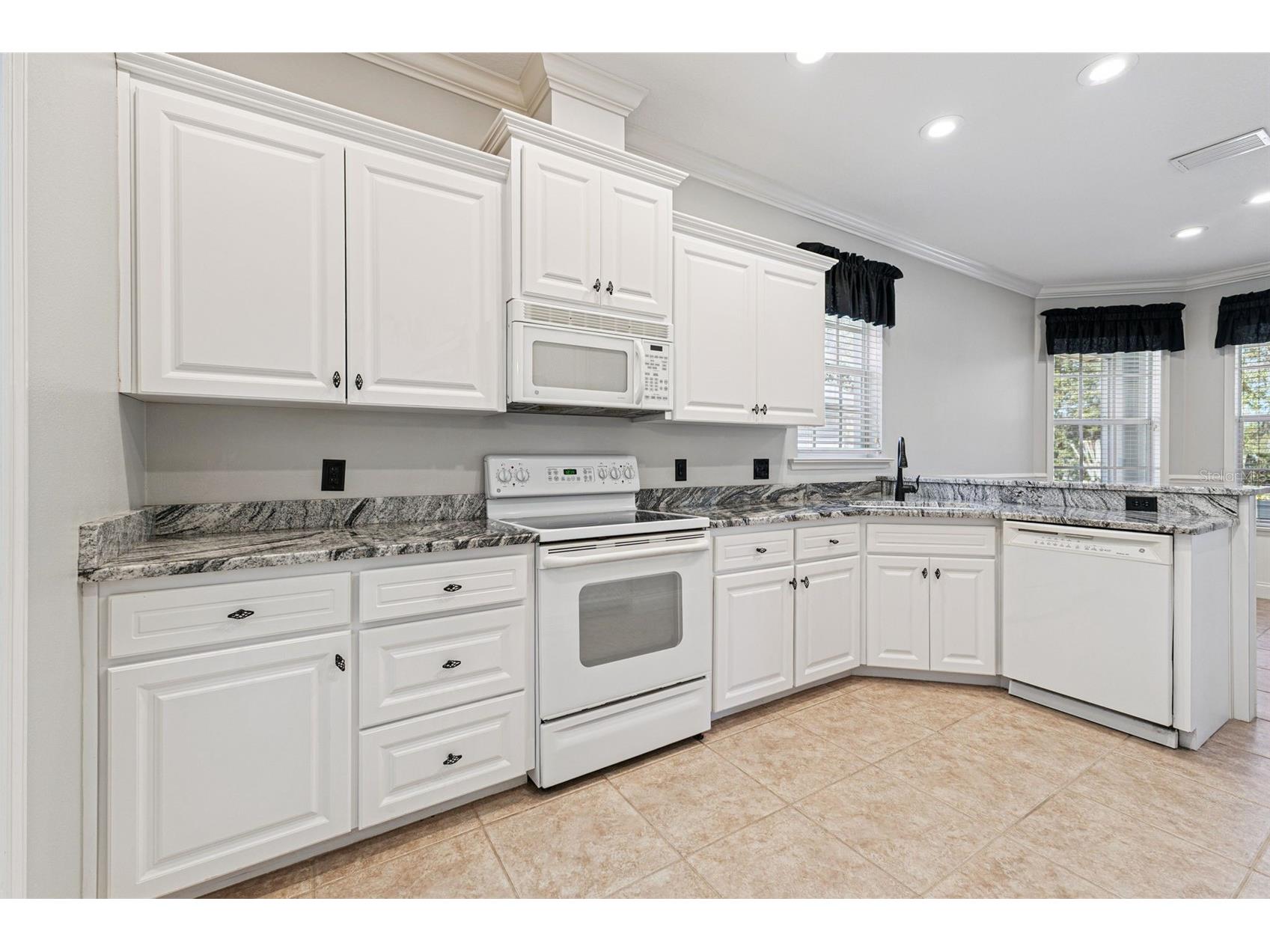 8107 Lake James Boulevard Lakeland FL 33810 P4937800 image10