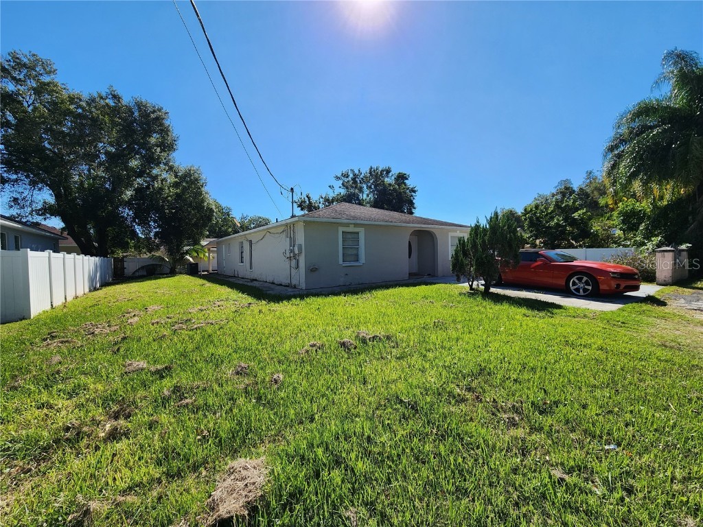 8107 N Lois Avenue Tampa FL 33614 T3410109 image1