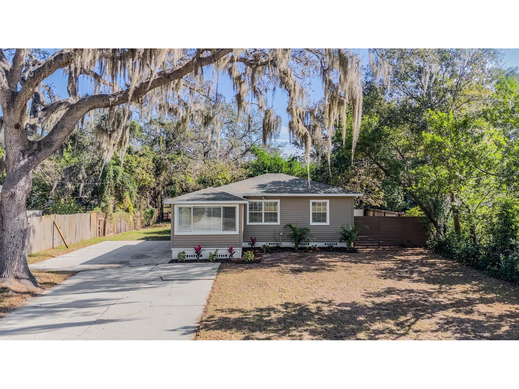 8107 N Otis Avenue Tampa FL 33604 TB8459973 image1